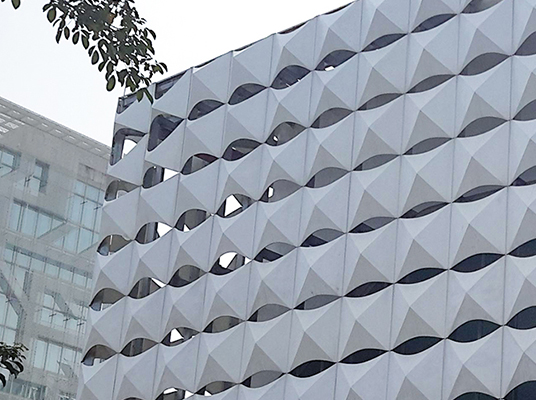 鋁單板工程案例——上海滬通廣場